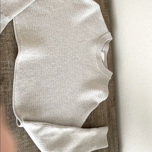 Aritzia wilfred sweater